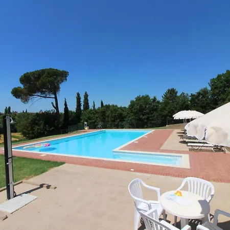 Sant'anastasio Sleeps 24 Pool Villa