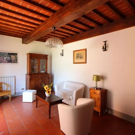 Sant'anastasio Sleeps 24 Pool Villa