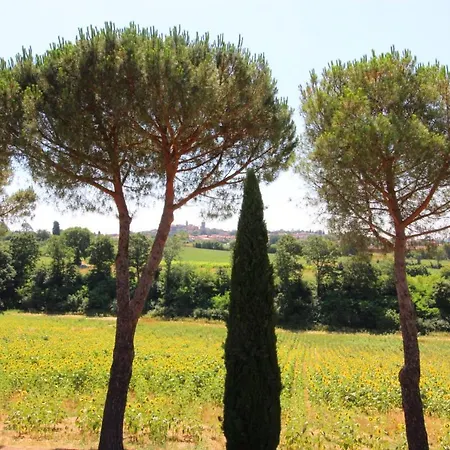 Sant'anastasio Sleeps 24 Pool Villa