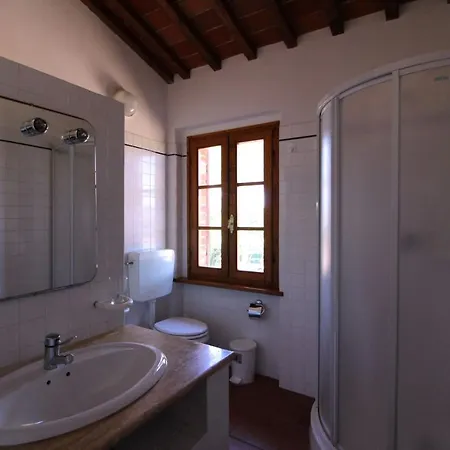 Sant'anastasio Sleeps 24 Pool *